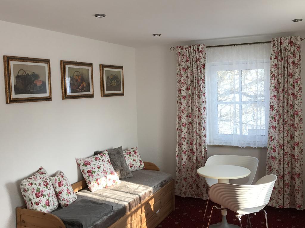 Landhotel Rangau Gasthof & Brennerei Markt Erlbach Esterno foto